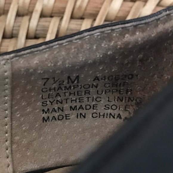 Kenneth Cole Reaction black pumps , size 7.5 M - Picture 2 of 7